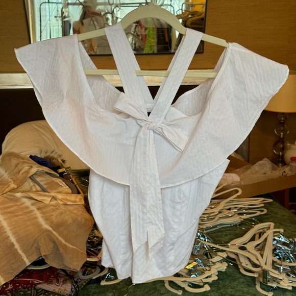 Intermix White Ruffled Halter & Off the Shoulder Blouse Medium - Picture 1 of 3